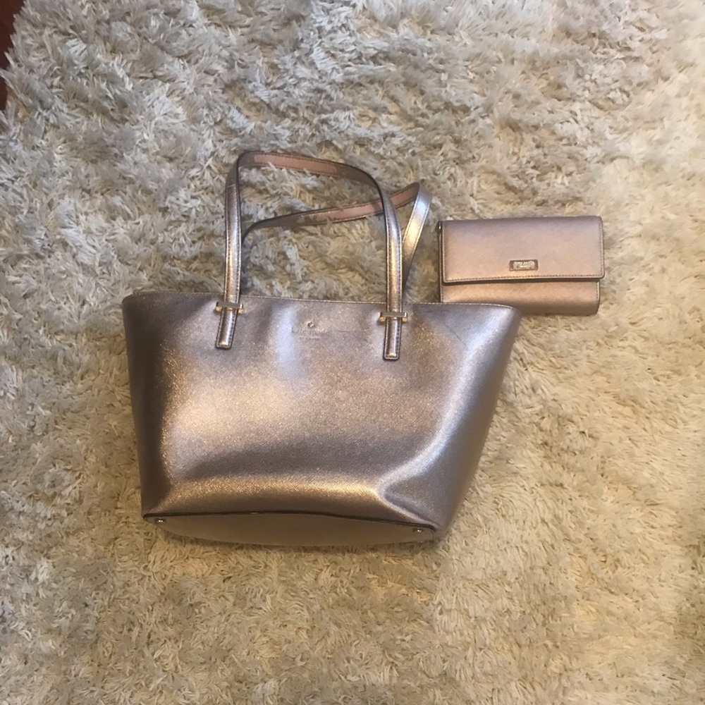*** SOLD*** Kate spade with matching wallet